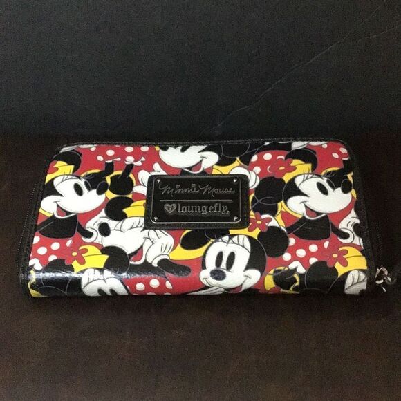 Wallet, Minnie mouse, Disney, loungeflywallet, minor dings, shown - Picture 1 of 8